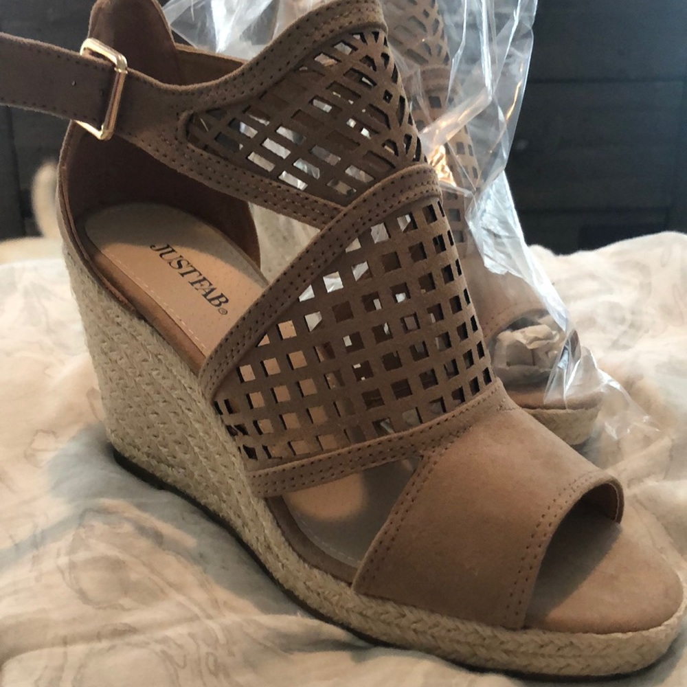 JustFab Wedge Sandal (never worn)
